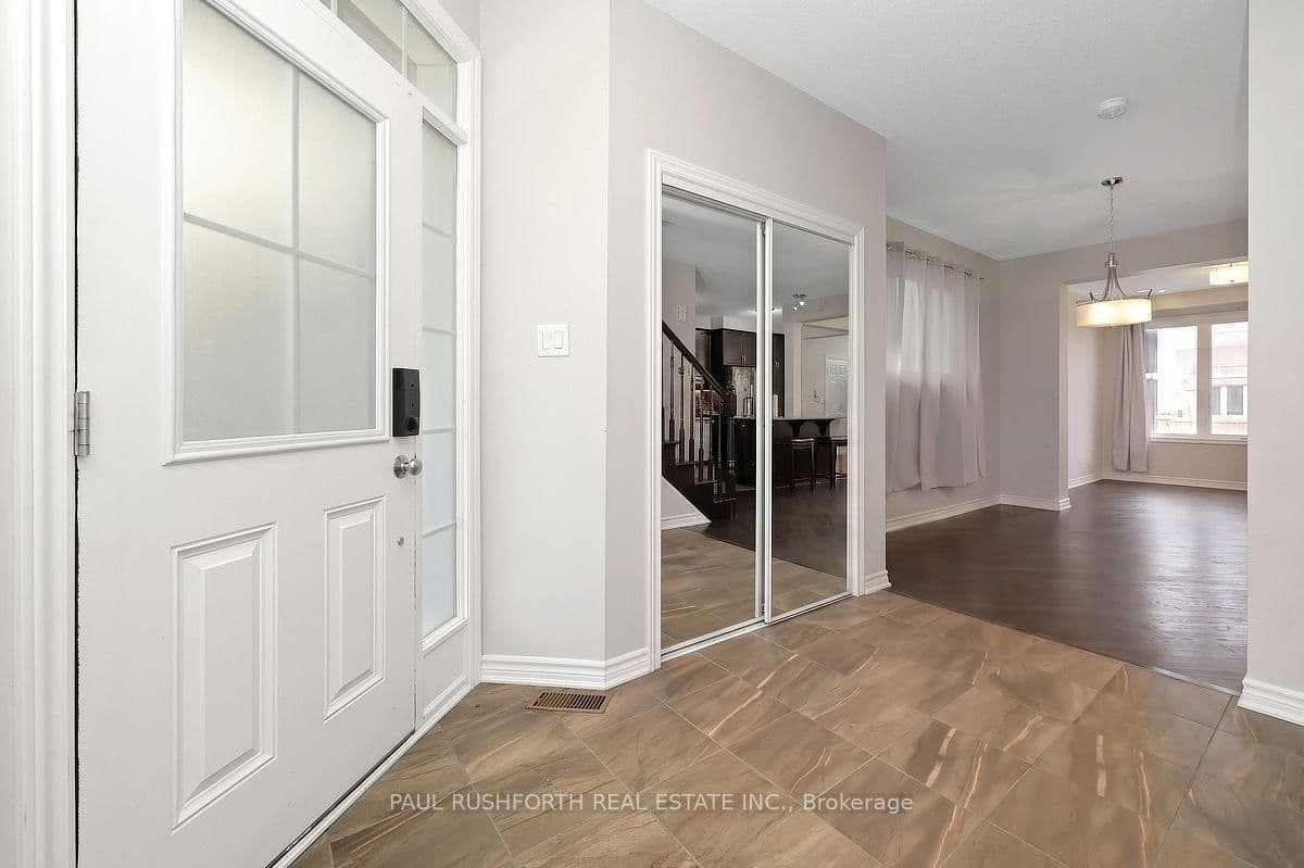 66 Escallonia Court, Ottawa, ON — photo 2