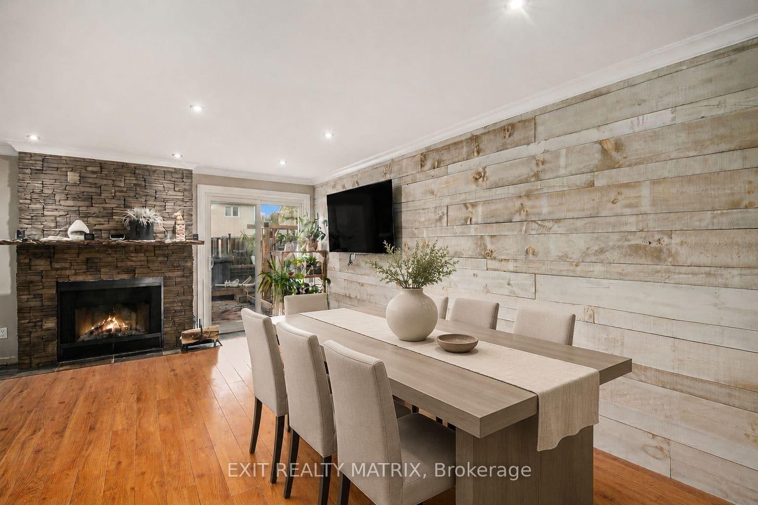 489 Rougemount Crescent, Orleans, ON — photo 3