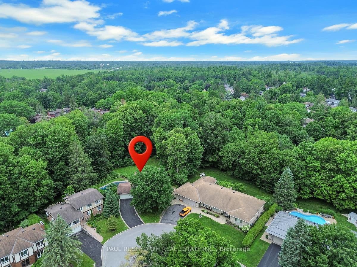 33 Camwood Crescent, Ottawa, ON — photo 2