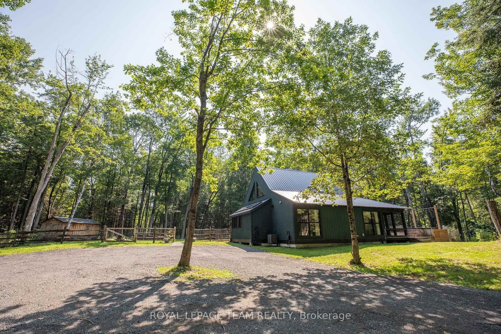 4309 Armitage Avenue, Ottawa, ON — photo 1