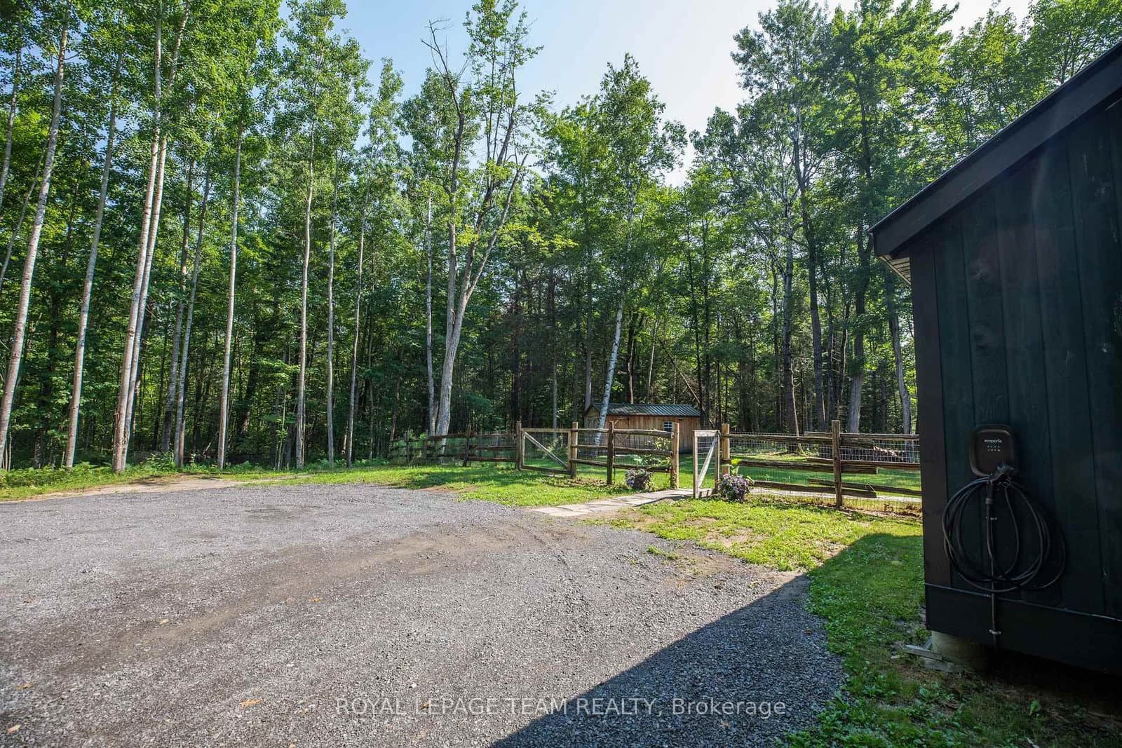 4309 Armitage Avenue, Ottawa, ON — photo 45