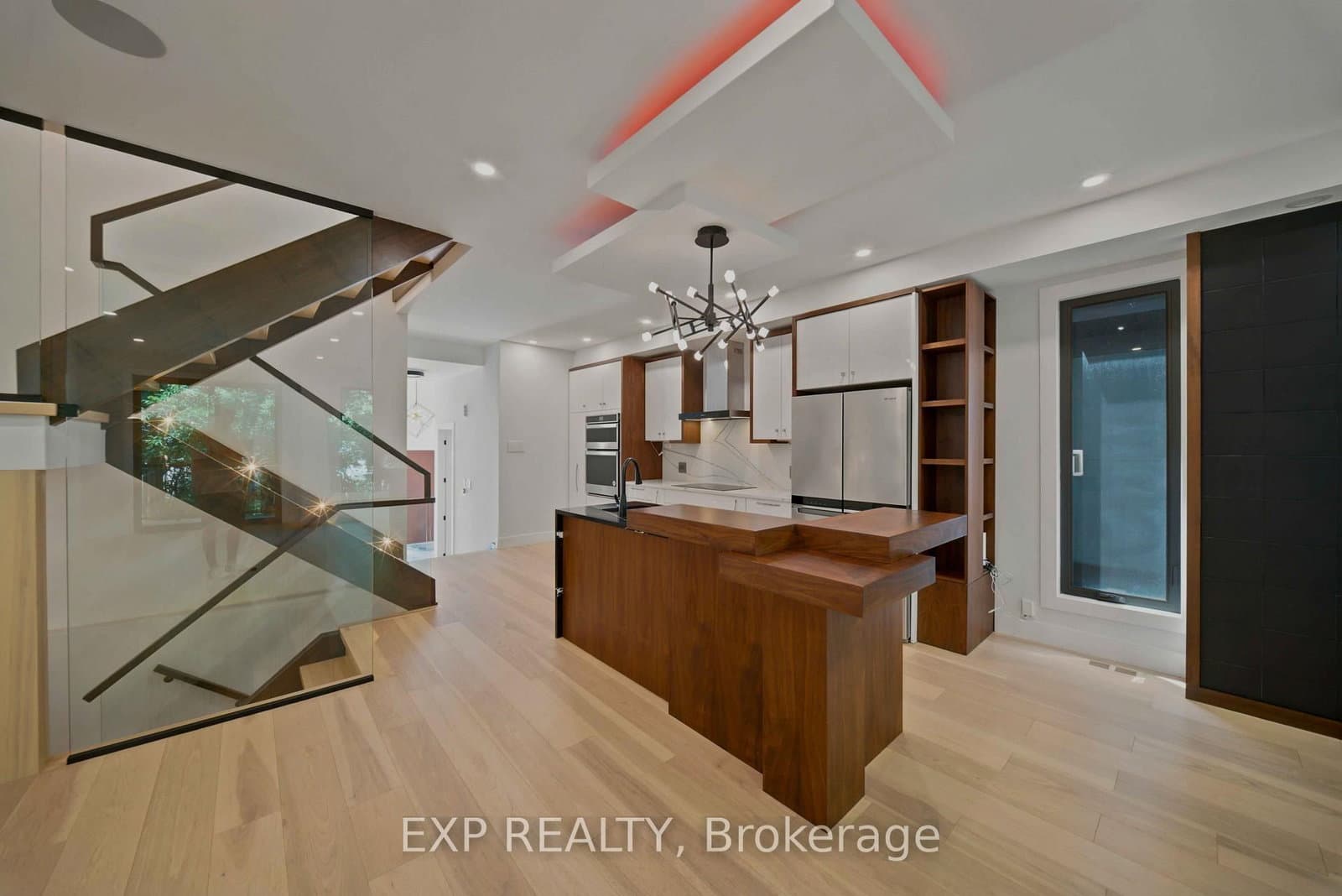 B - 375 Madison Avenue, Ottawa, ON — photo 5