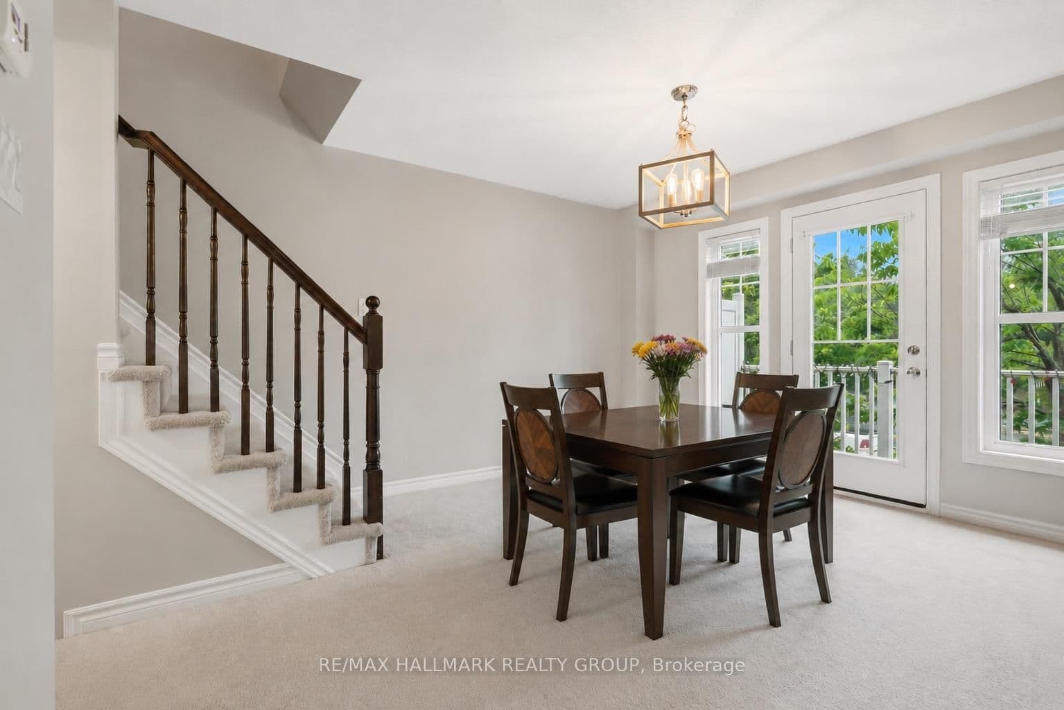 588 Foxlight Circle, Ottawa, ON — photo 9
