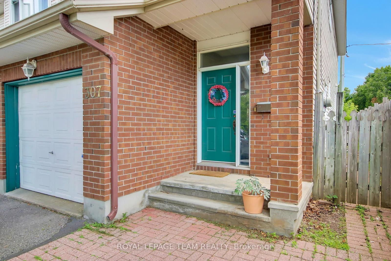 307 Cyr Avenue, Ottawa, ON — photo 5