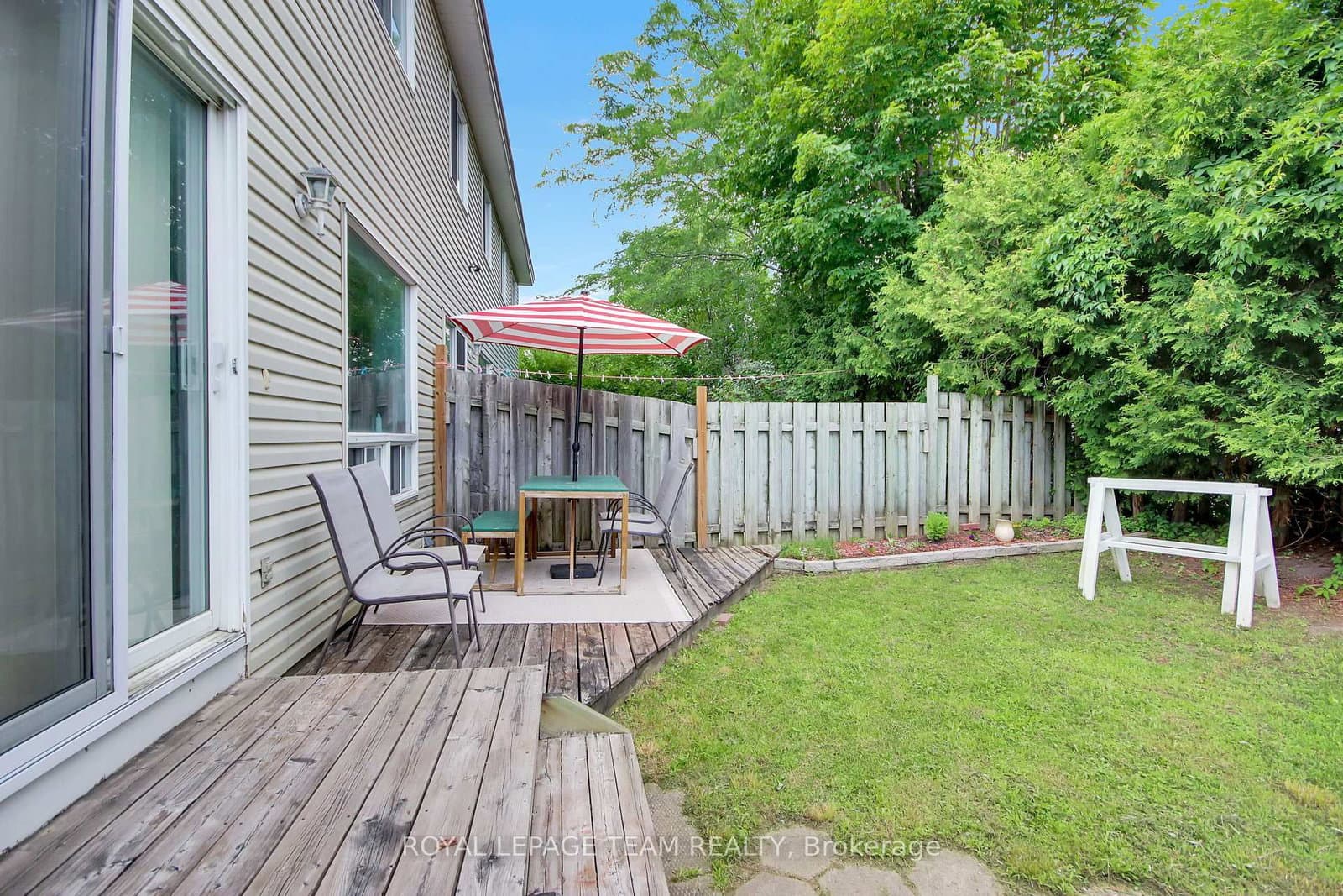 307 Cyr Avenue, Ottawa, ON — photo 8