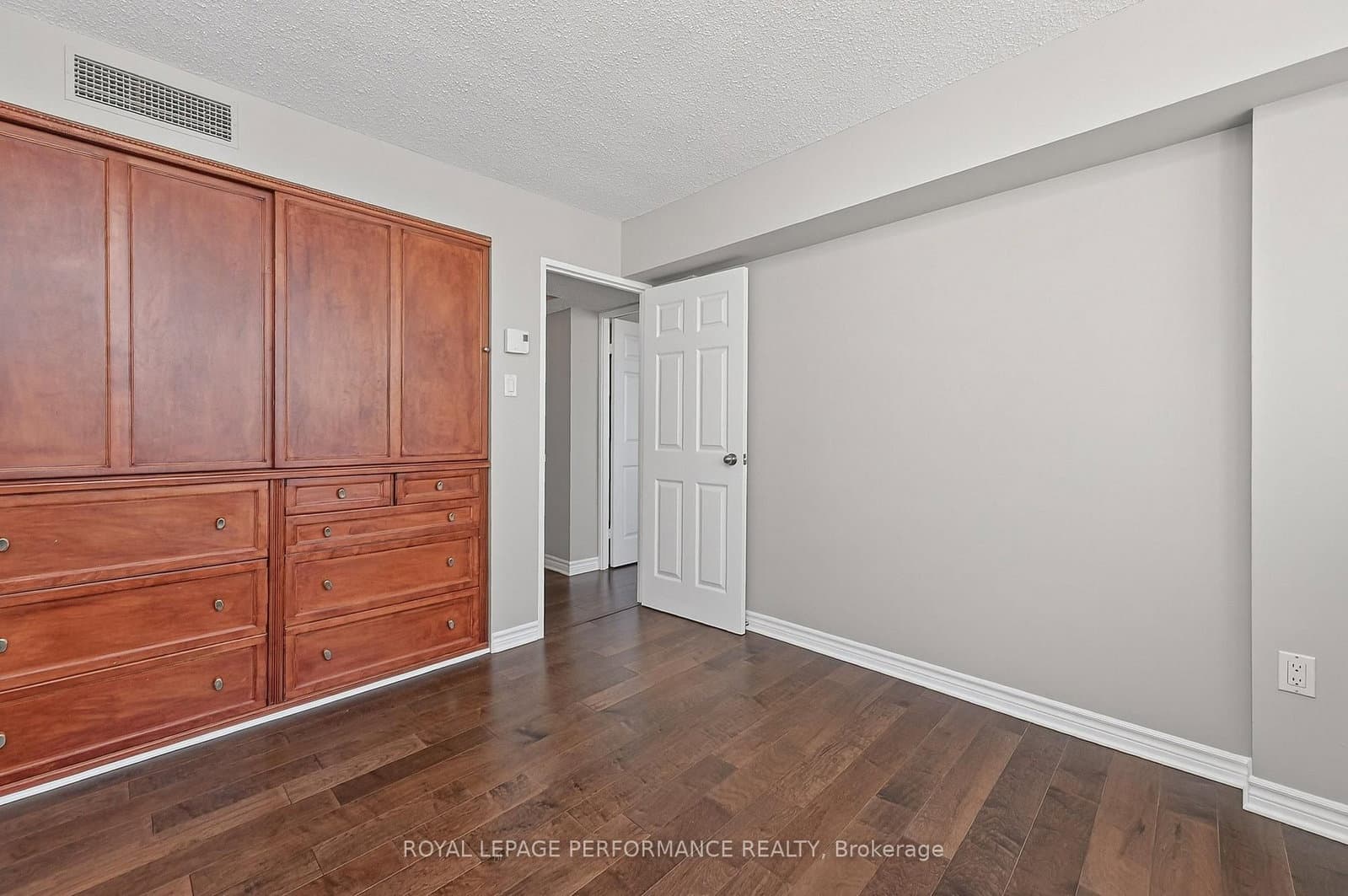 2502 - 530 Laurier Avenue, Ottawa, ON — photo 24