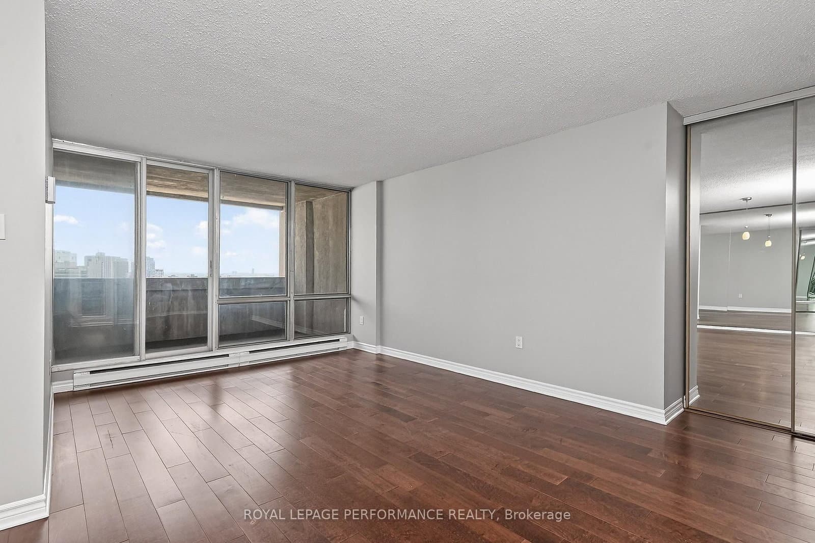 2502 - 530 Laurier Avenue, Ottawa, ON — photo 6