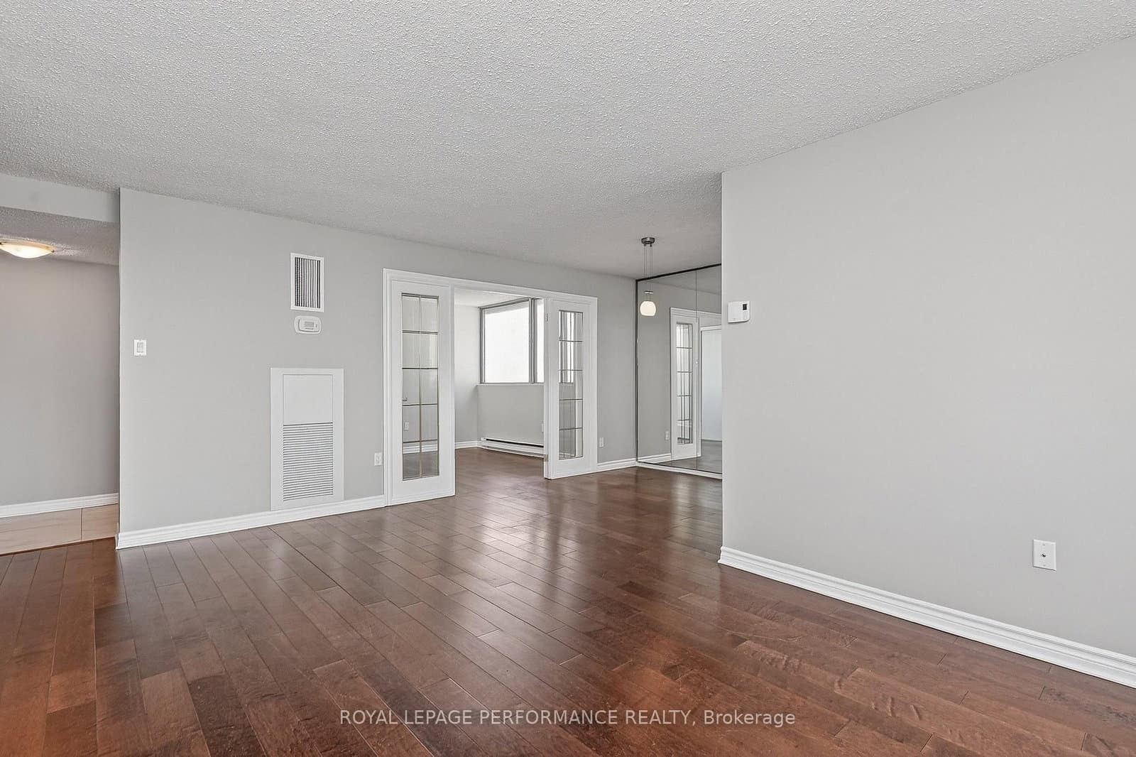 2502 - 530 Laurier Avenue, Ottawa, ON — photo 7