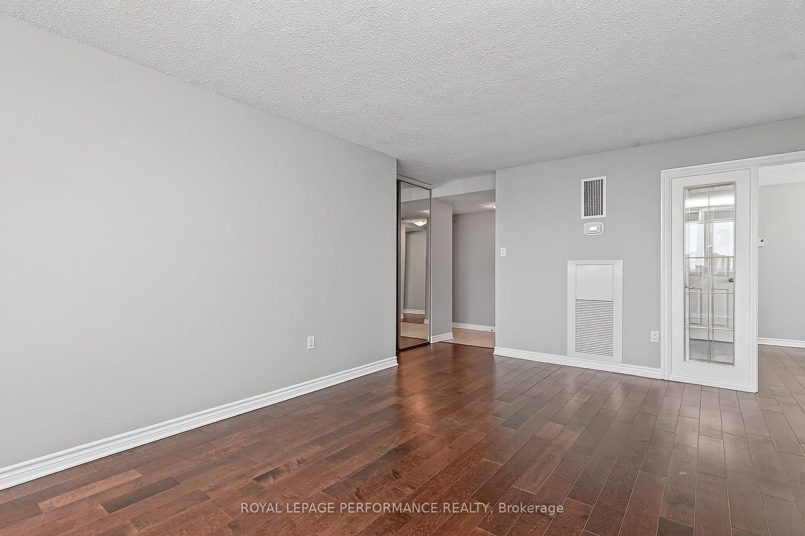 2502 - 530 Laurier Avenue, Ottawa, ON — photo 8