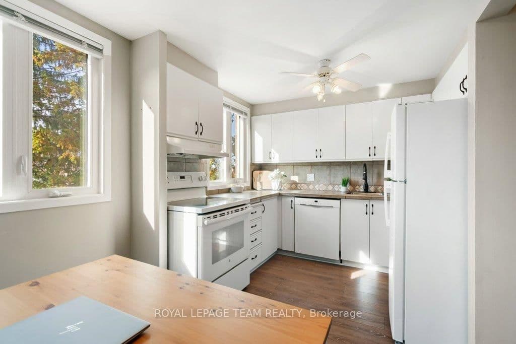 B - 6754 Jeanne D'Arc Boulevard, Ottawa, ON — photo 18