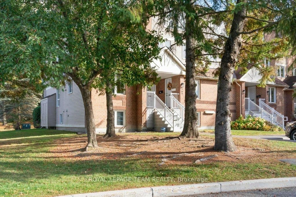 B - 6754 Jeanne D'Arc Boulevard, Ottawa, ON — photo 4