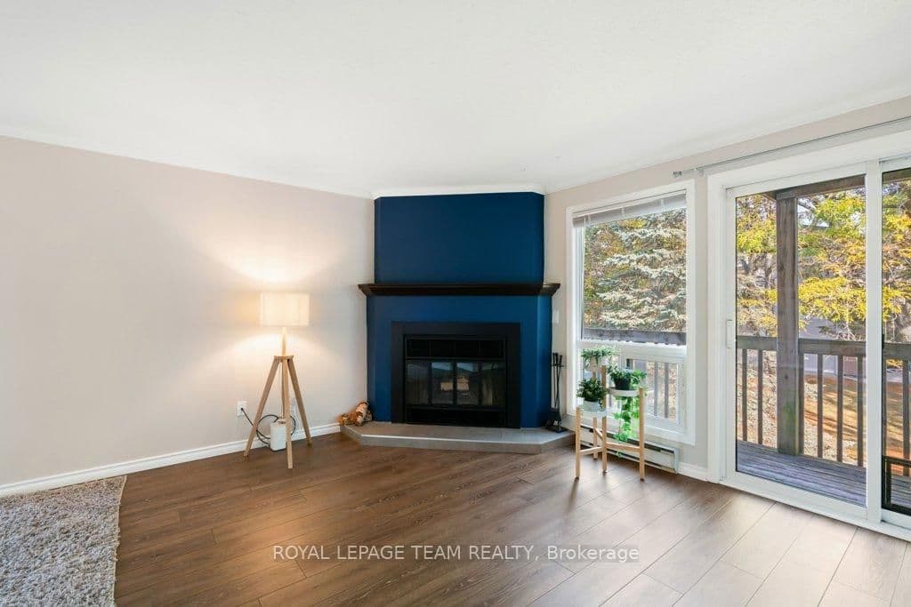 B - 6754 Jeanne D'Arc Boulevard, Ottawa, ON — photo 9
