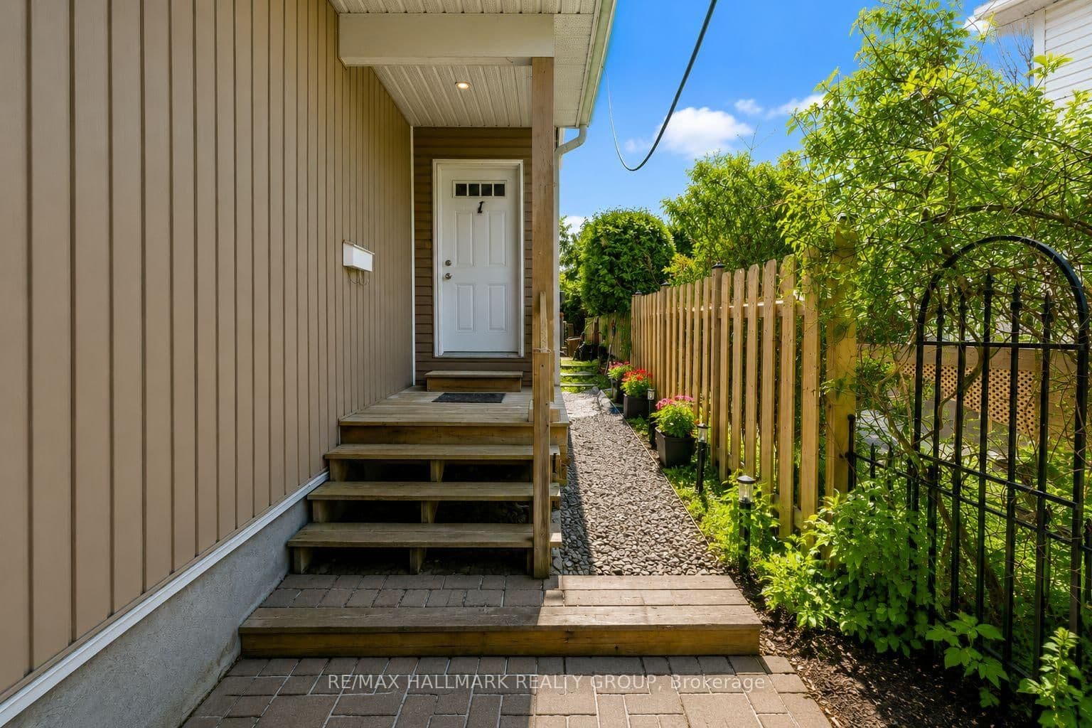 1796 Dumas Street, Orleans, ON — photo 11
