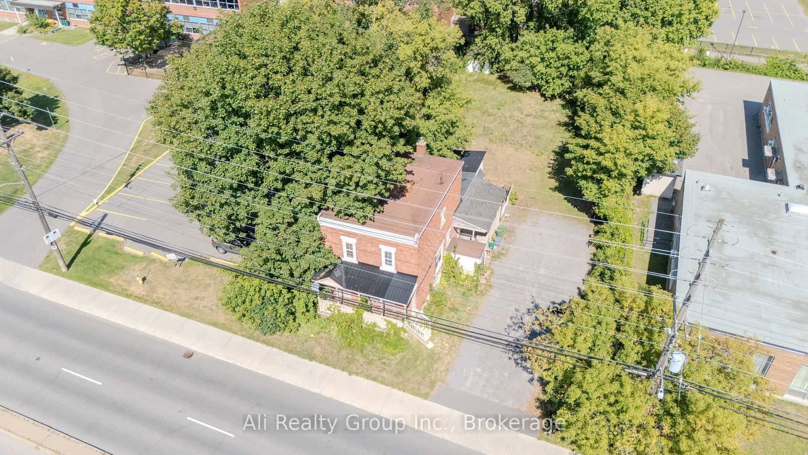 713 St Laurent Boulevard, Ottawa, ON — photo 12