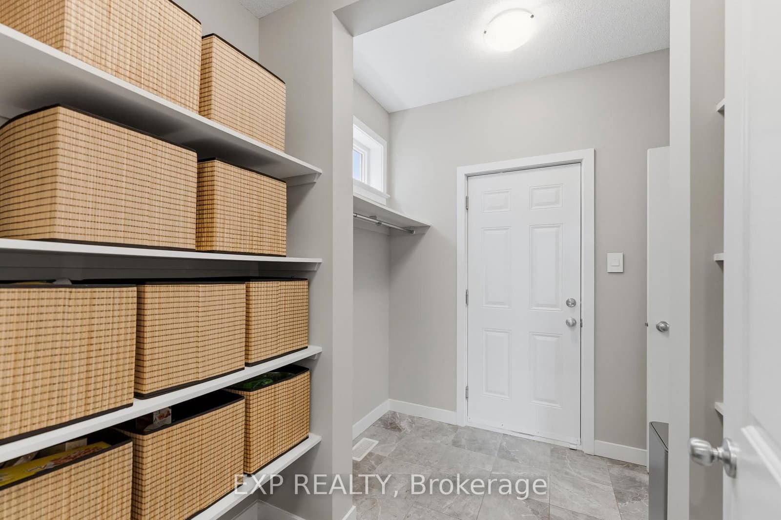 307 Oxer Place, Ottawa, ON — photo 9