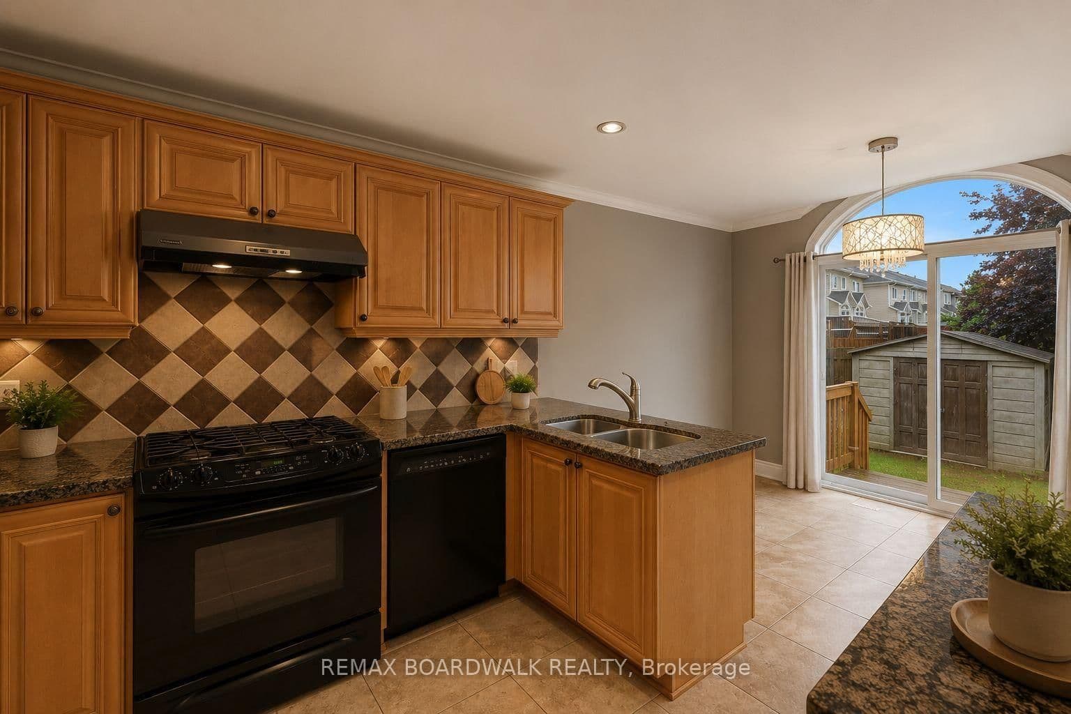 561 AQUAVIEW Drive, Ottawa, ON — photo 15