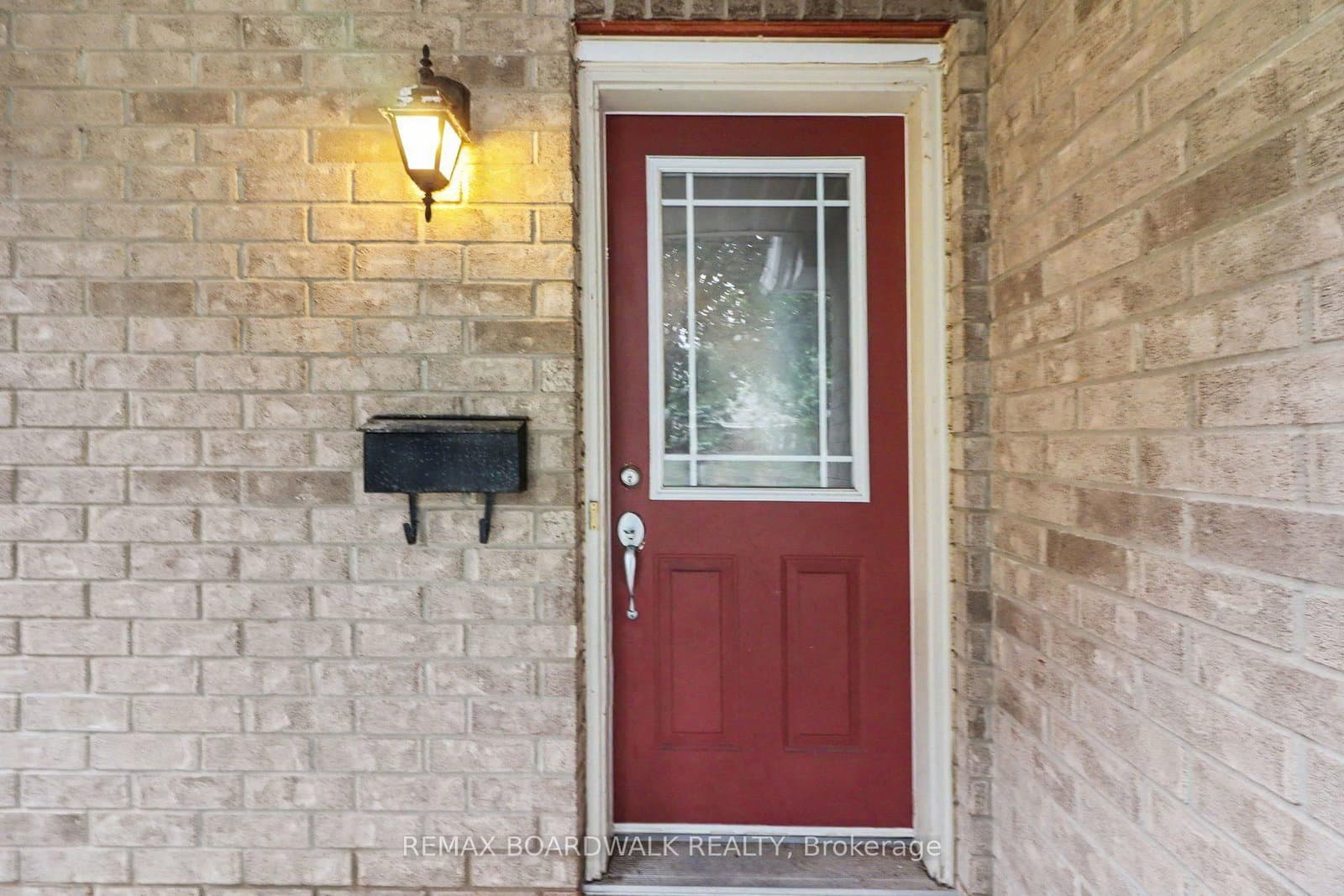 561 AQUAVIEW Drive, Ottawa, ON — photo 4