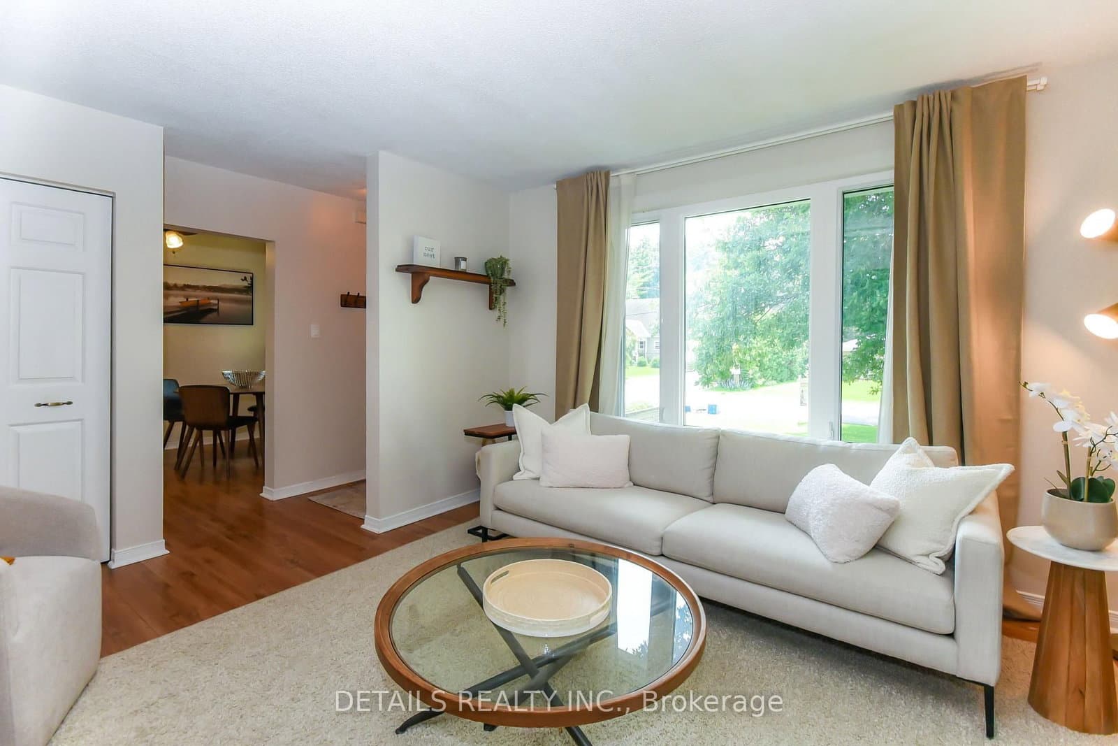 22 Colonel Murray Street, Richmond, ON — photo 4