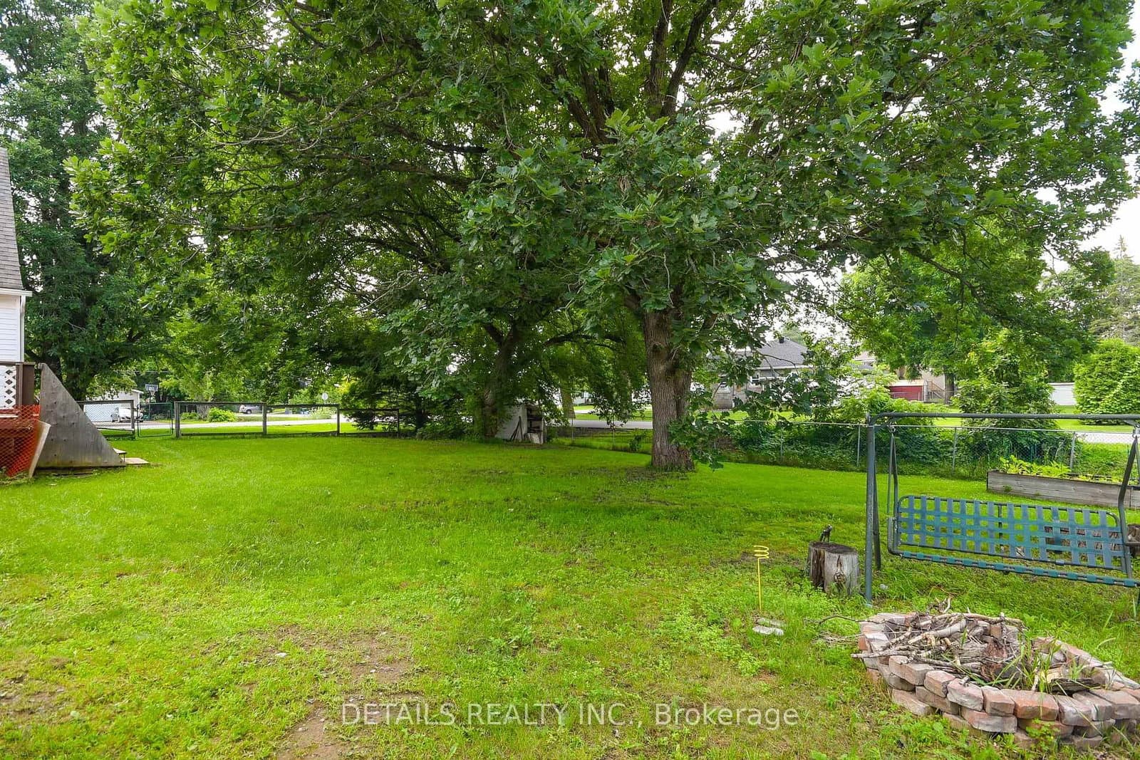 22 Colonel Murray Street, Richmond, ON — photo 40