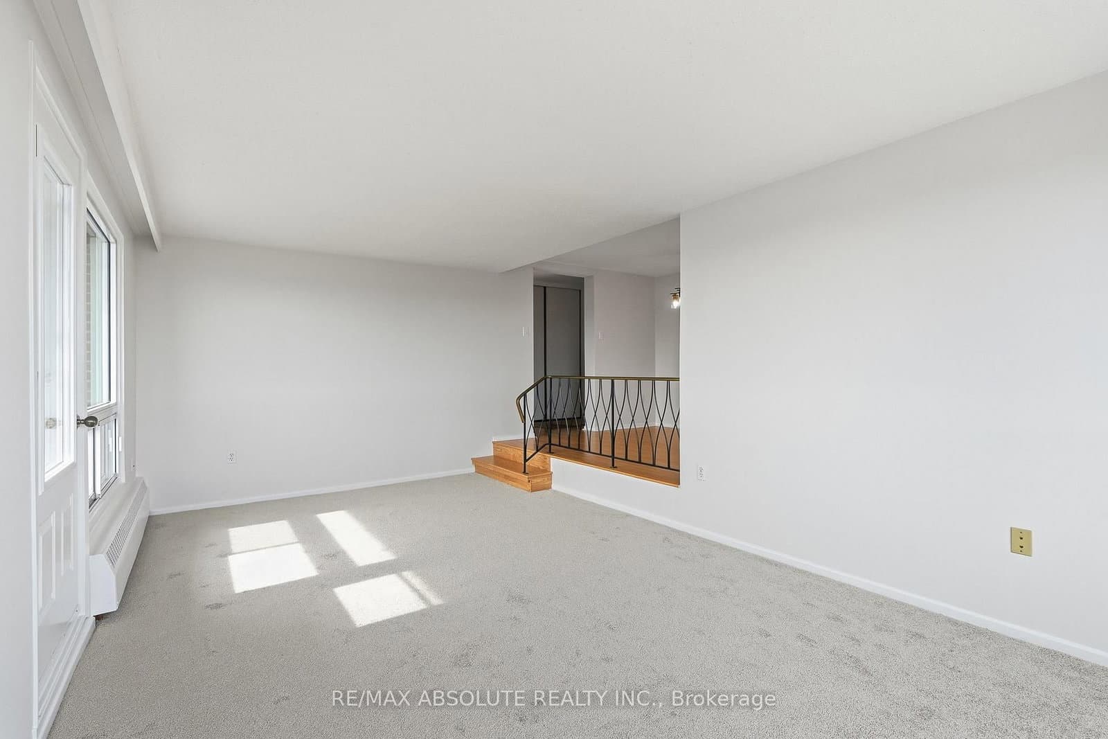 1010 - 915 Elmsmere Road, Ottawa, ON — photo 12