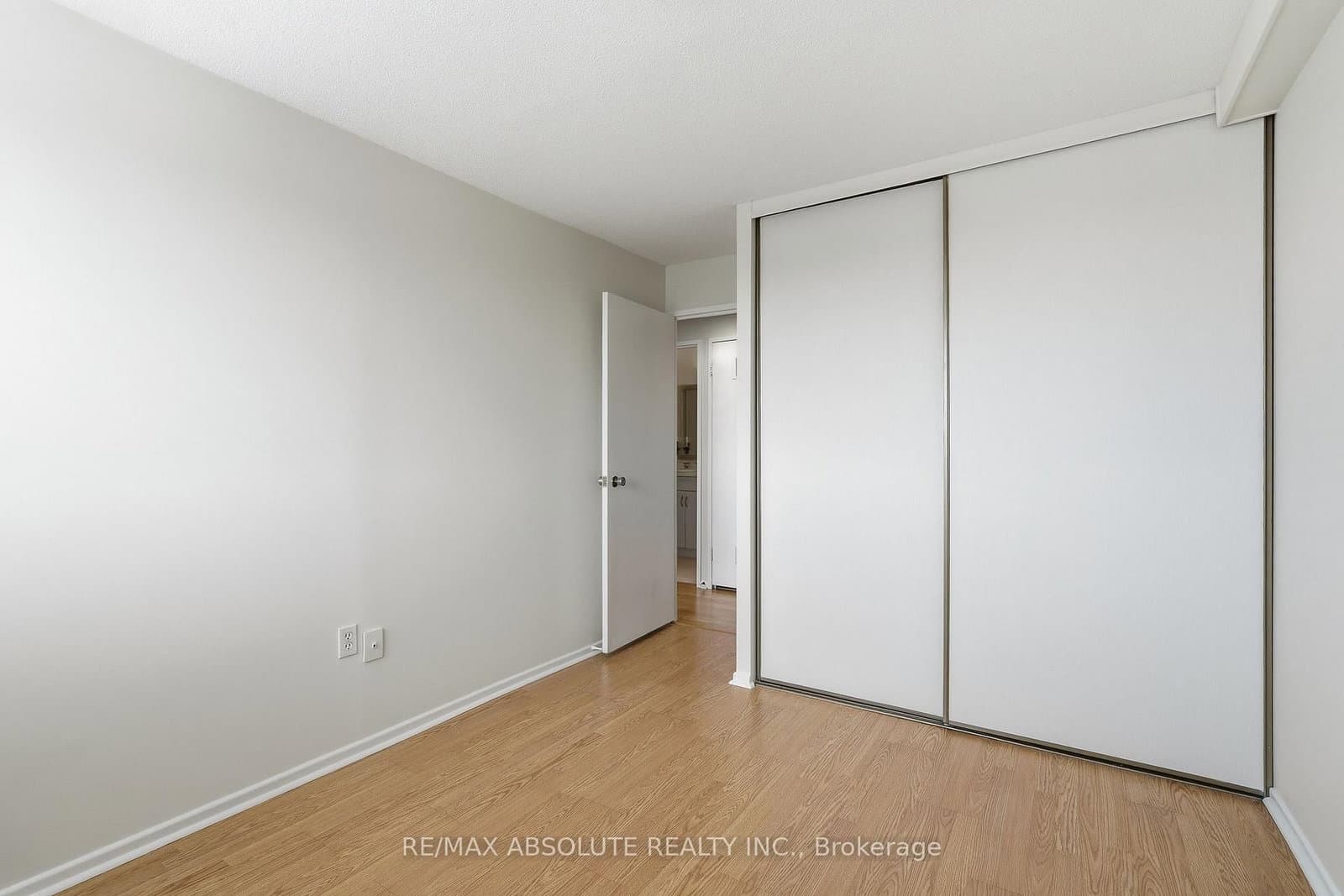 1010 - 915 Elmsmere Road, Ottawa, ON — photo 19