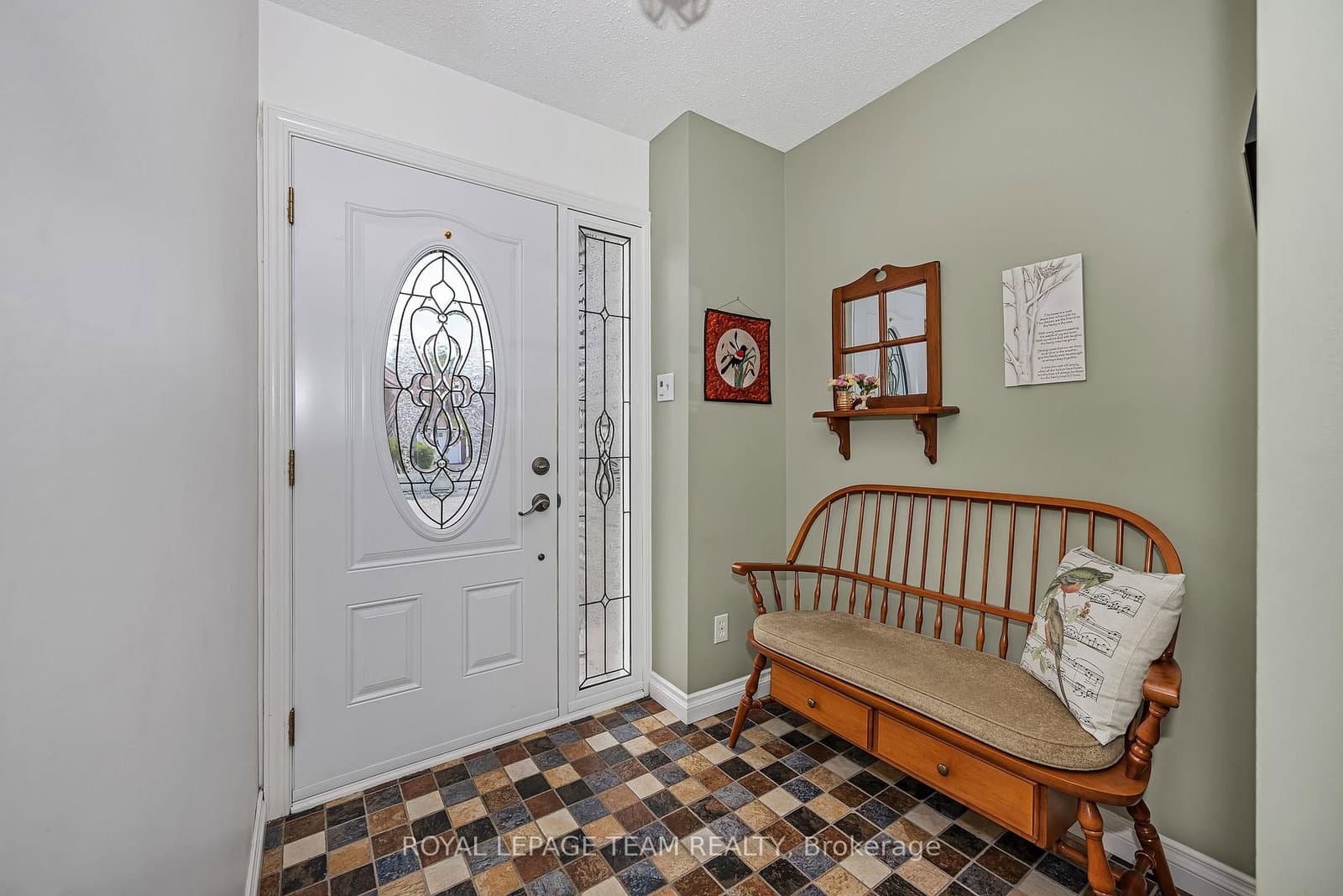 99 Melanie Crescent, Ottawa, ON — photo 3