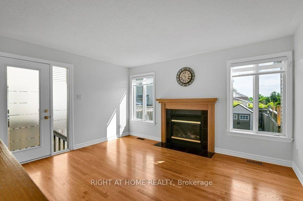 198 Deerfox Drive, Ottawa, ON — photo 13