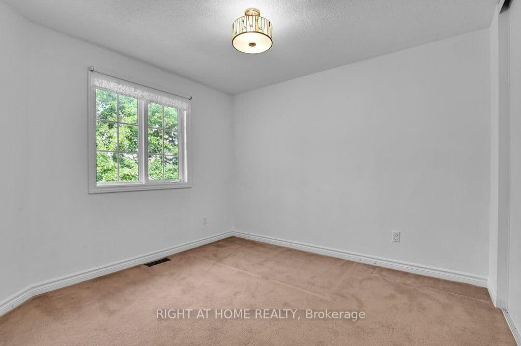 198 Deerfox Drive, Ottawa, ON — photo 20