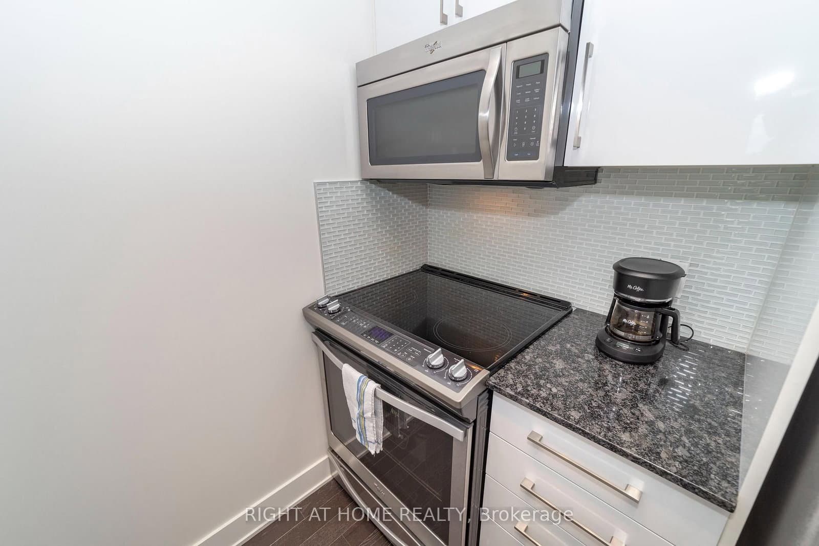 1309 - 485 RICHMOND Road, Ottawa, ON — photo 10