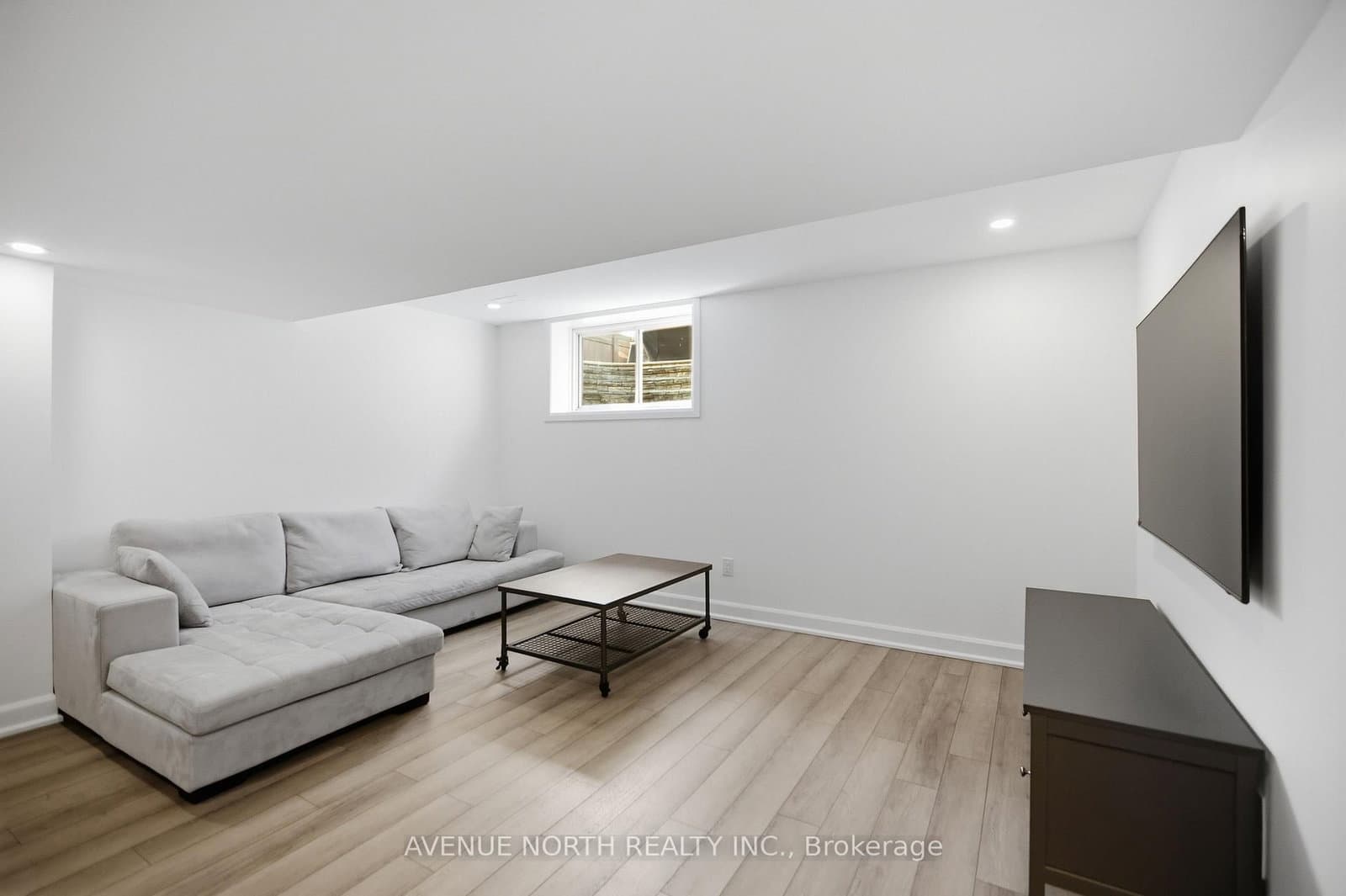 8 Ascari Road, Manotick, ON — photo 35