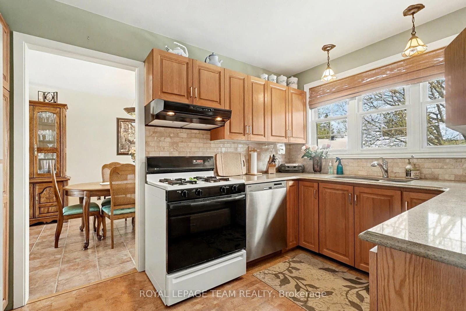 30 Juniper Court, Ottawa, ON — photo 10