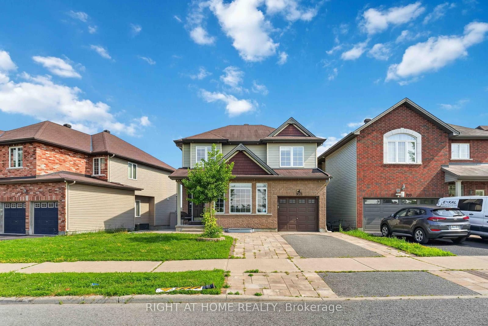 935 Rotary Way, Ottawa, ON — photo 1