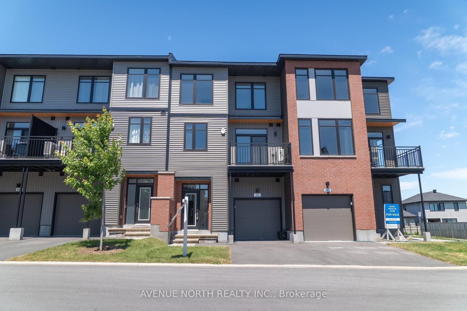 650 Corporal Private, Ottawa, ON — photo 1