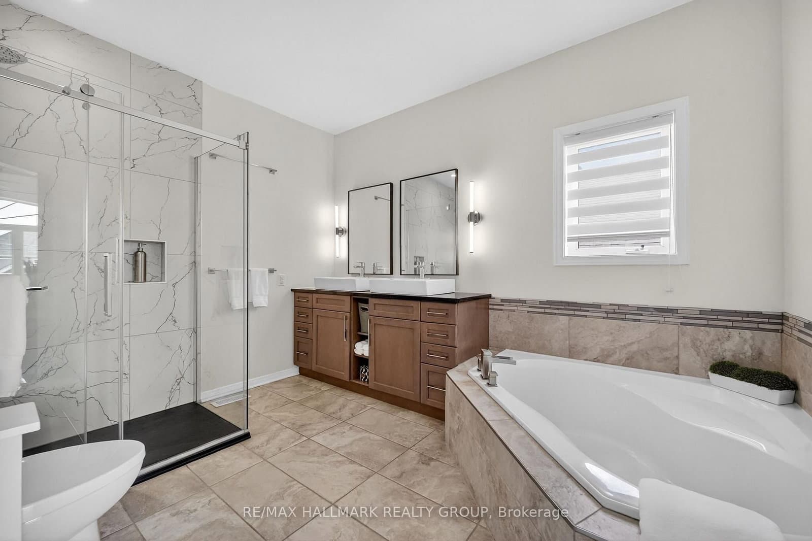 1091 Charest Way, Orleans, ON — photo 24