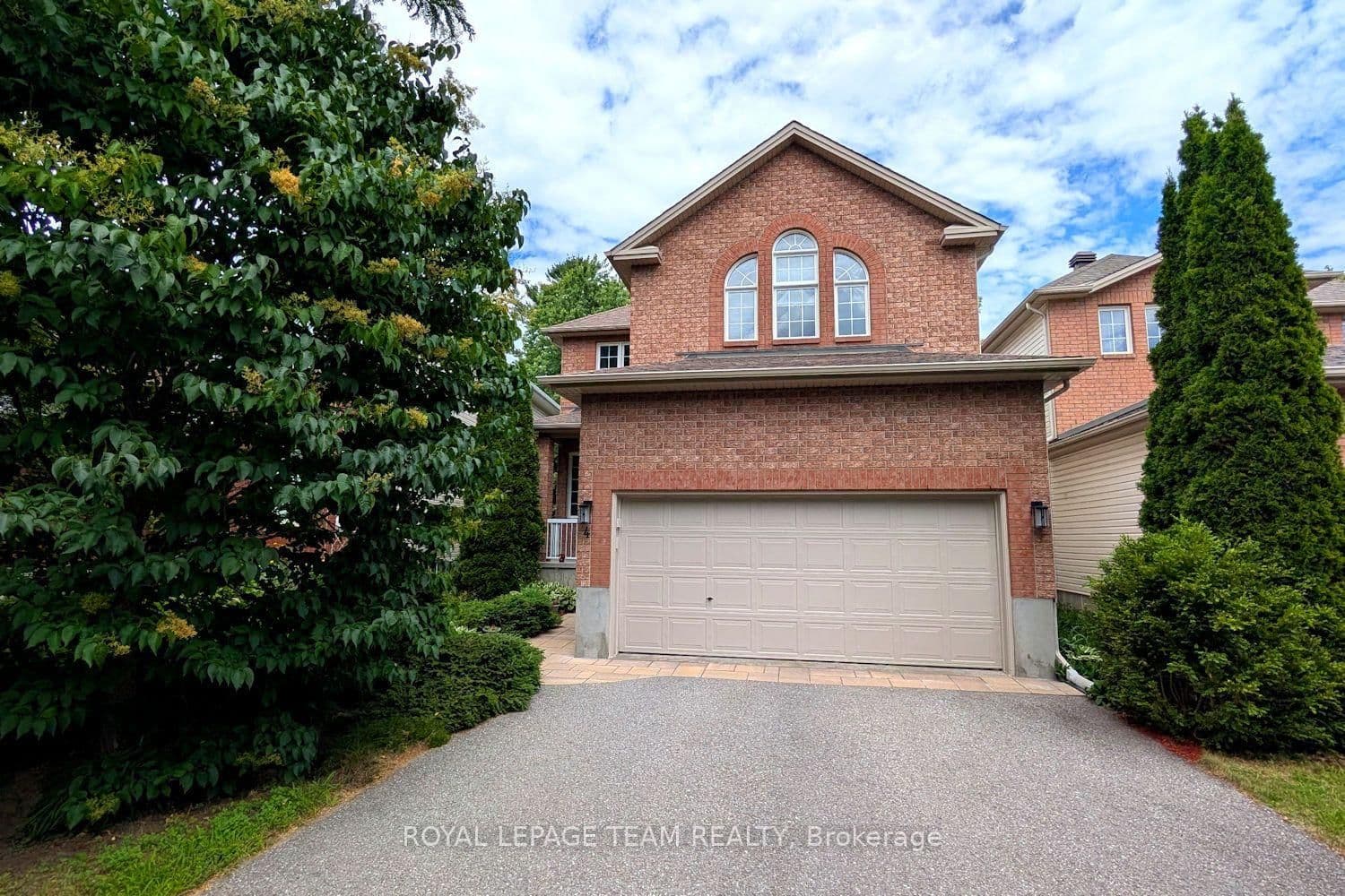 4 Keno Way, Kanata, ON — photo 1