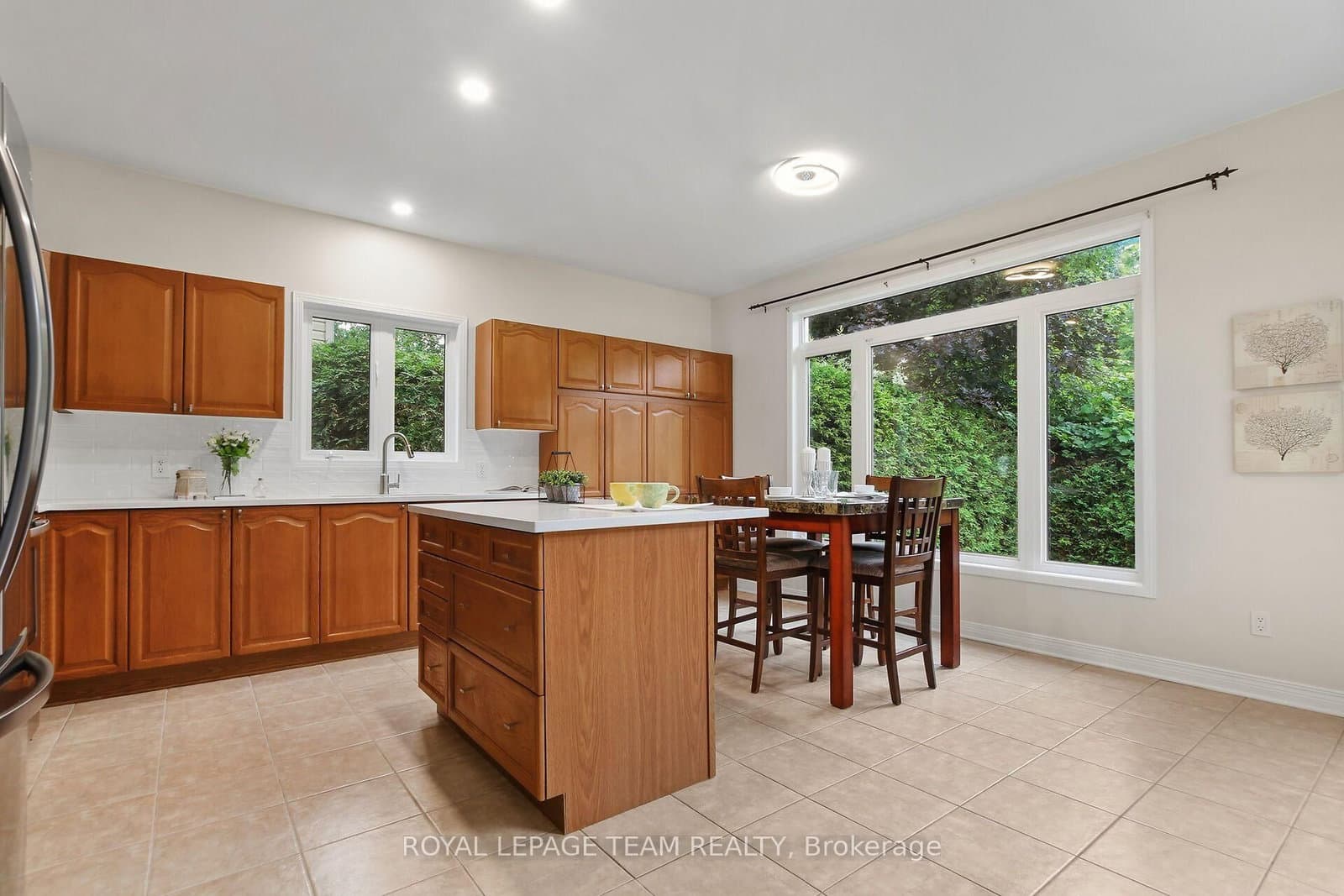 4 Keno Way, Kanata, ON — photo 17