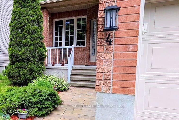 4 Keno Way, Kanata, ON — photo 7