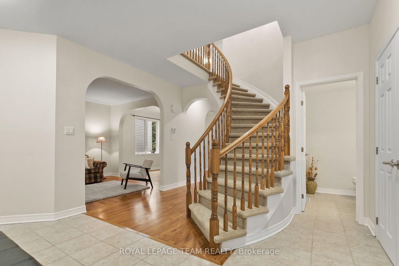 4 Keno Way, Kanata, ON — photo 9