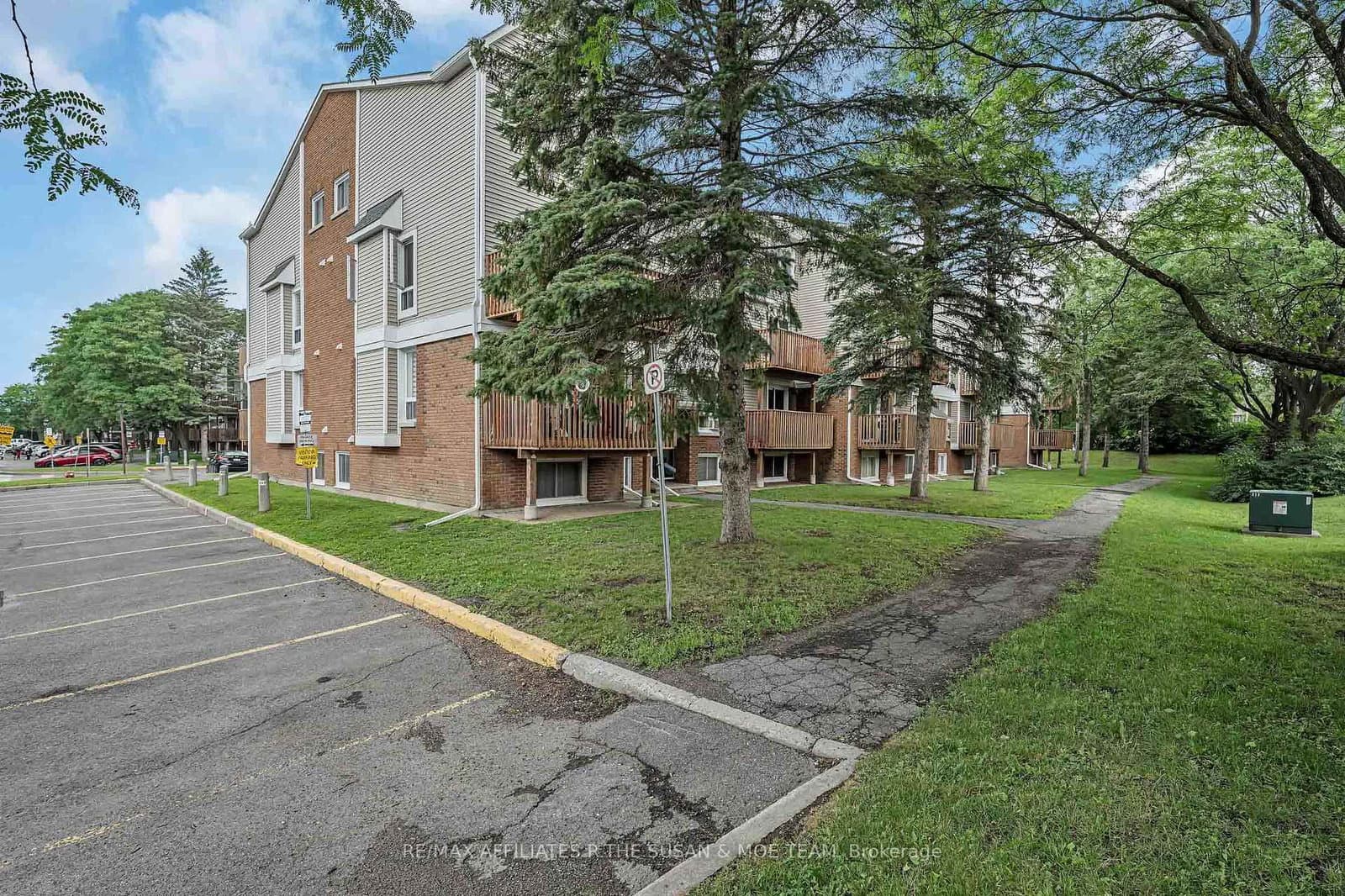6 - 500 Fenerty Court, Ottawa, ON — photo 5