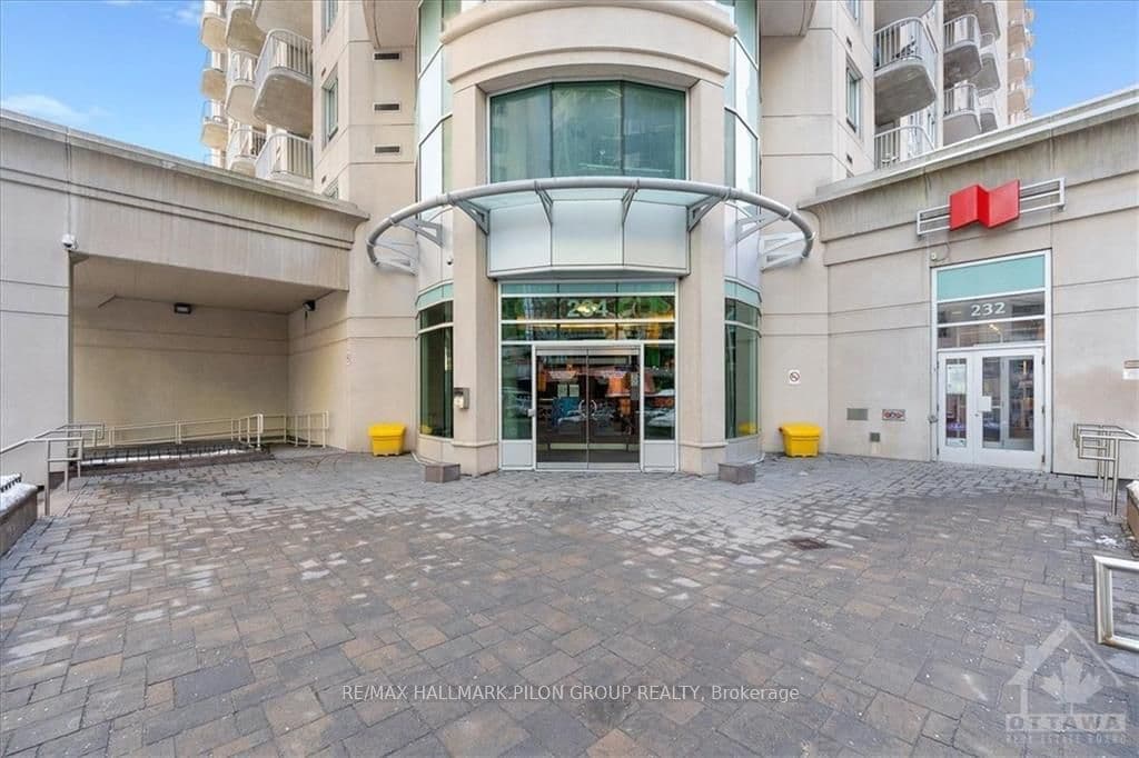 502 - 234 RIDEAU Street, Ottawa, ON